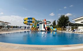 Burgaz Resort Aquapark Hotel
